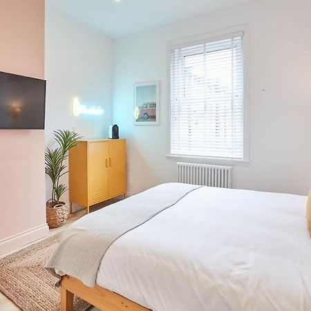 Host & Stay - Beach House Rooms Scarborough Esterno foto